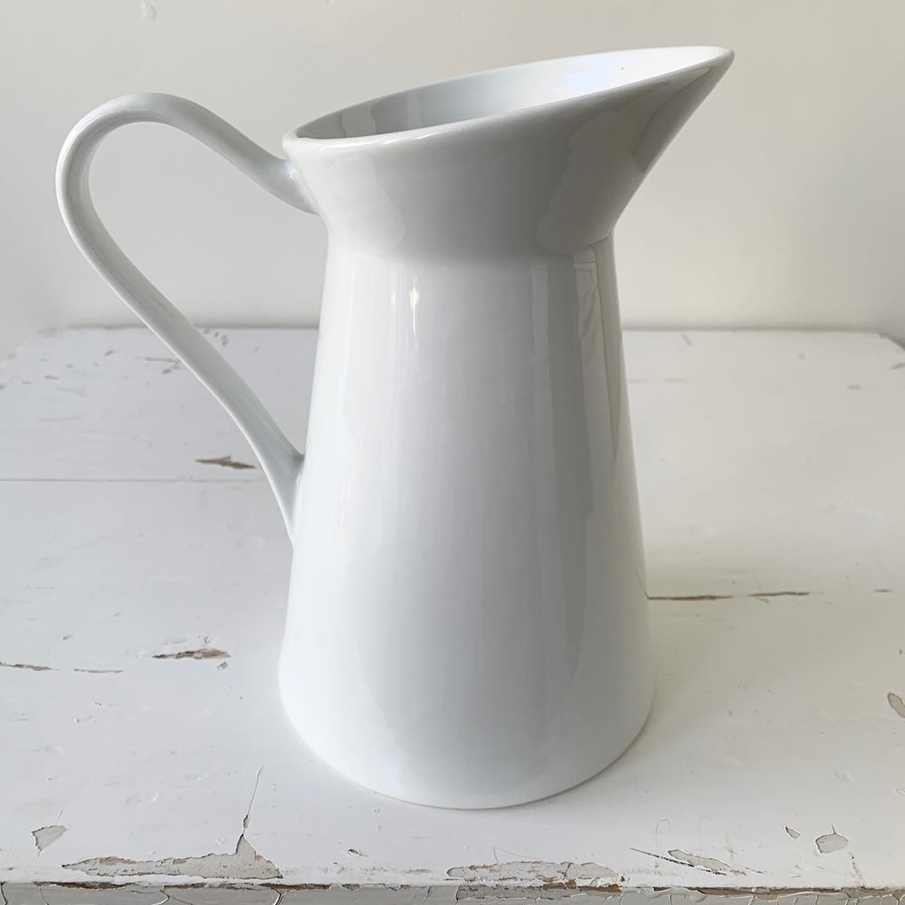 Farmhouse White Pitcher – PENNEY & COMPANY